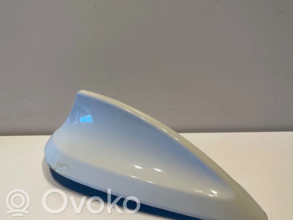 BMW 2 F22 F23 Osłona anteny dachowej GPS 