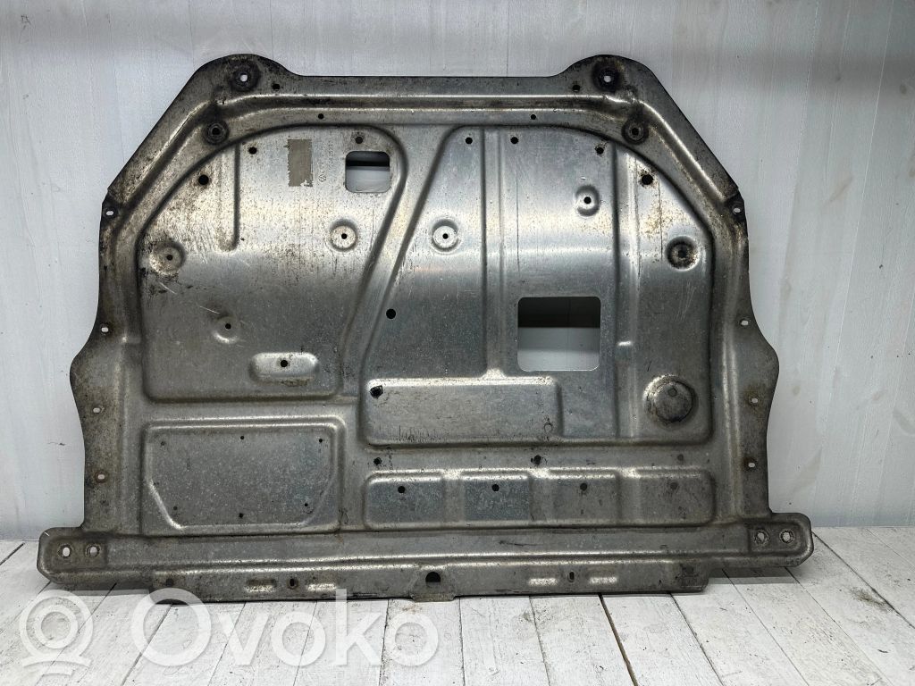 Volkswagen Eos Engine splash shield/under tray 