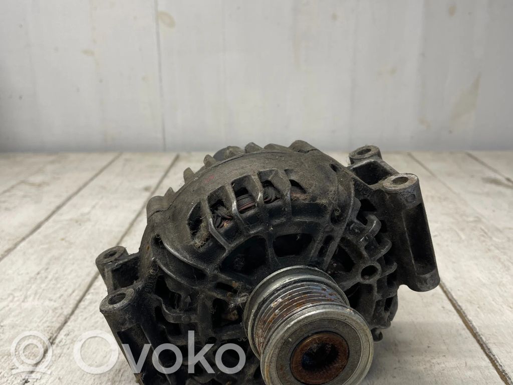 Mercedes-Benz C W204 Alternator 