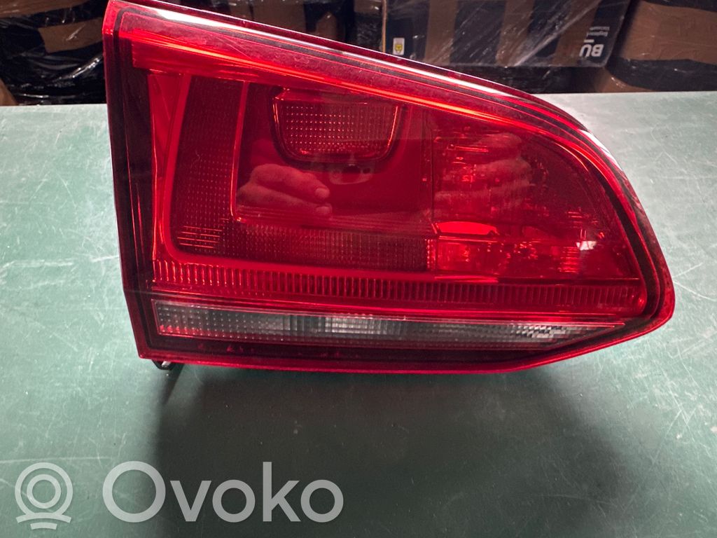Volkswagen Golf VII Lampă spate în capacul portbagajului 