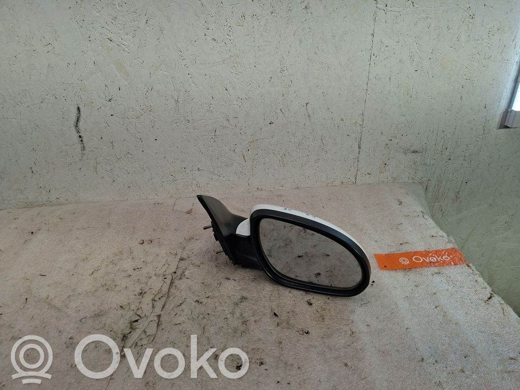 Hyundai i30 Front door electric wing mirror 