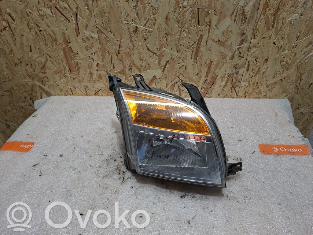 Ford Fusion Scheinwerfer 