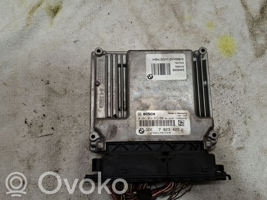 BMW 1 E81 E87 Engine control unit/module 