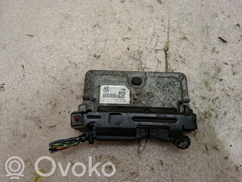 Engine control unit/module   03C906024CD,8PN35167K