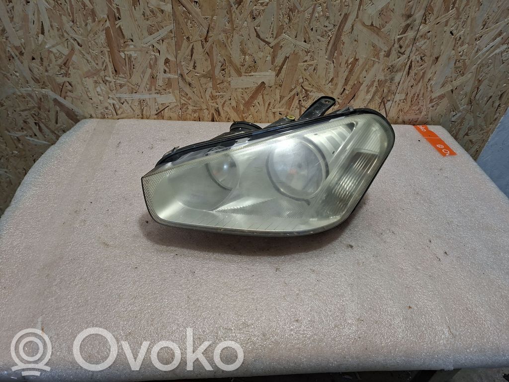 Ford C-MAX I Headlight/headlamp 