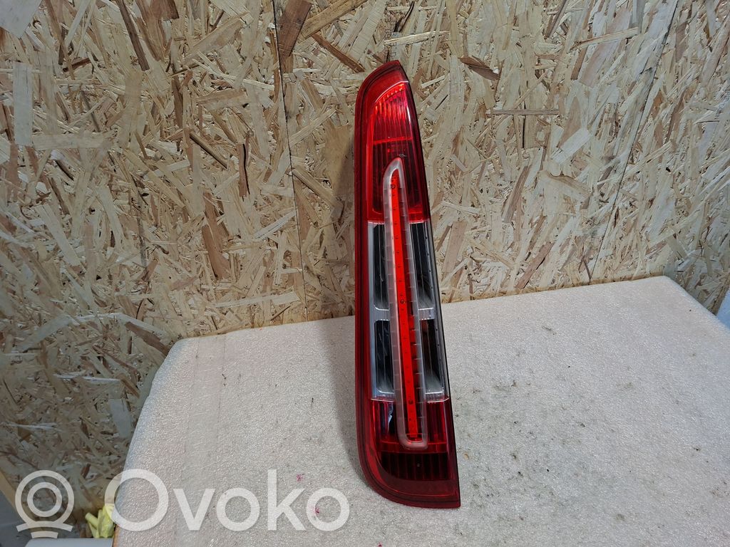 Ford C-MAX I Takavalot 