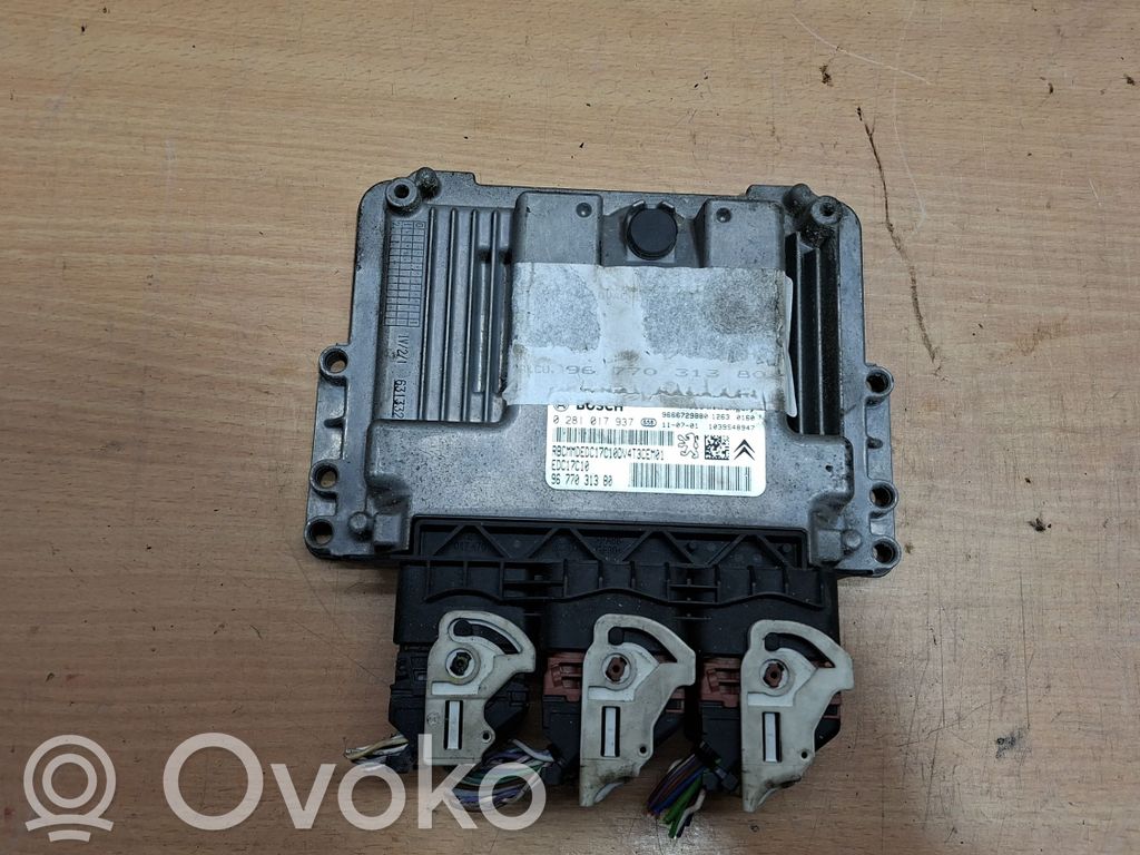 Peugeot 206+ Engine control unit/module 