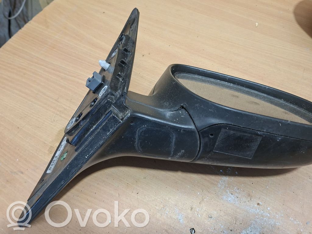 KIA Ceed Elektryczne lusterko boczne drzwi przednich 