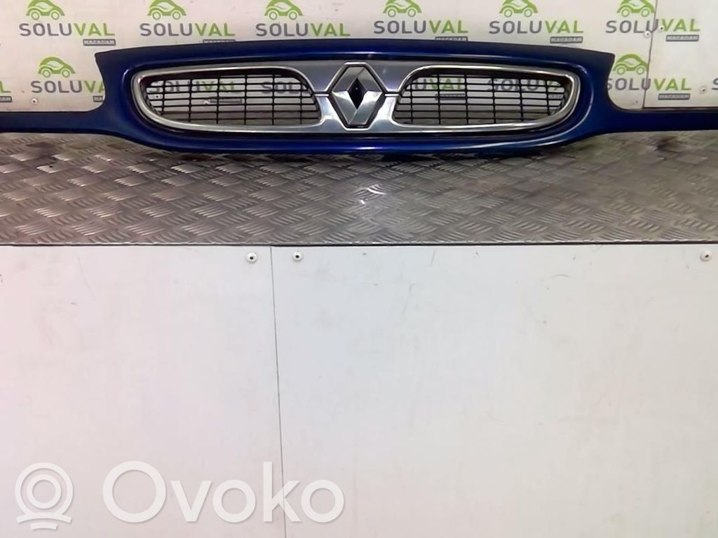 Renault Safrane Etusäleikkö 