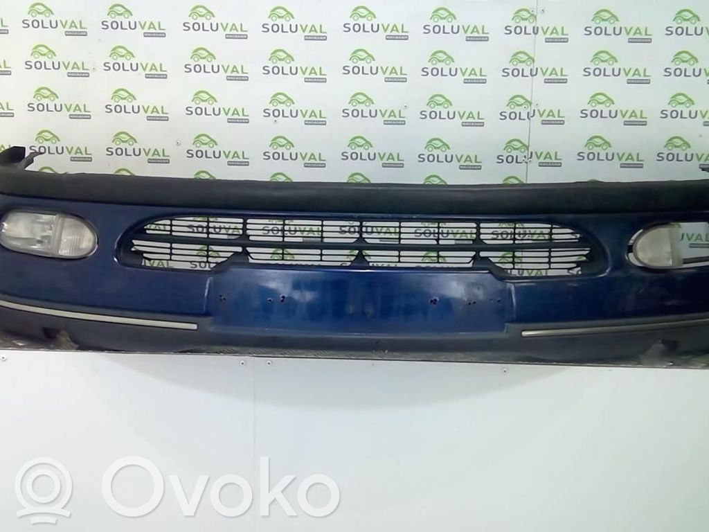 Renault Safrane Parachoques delantero 