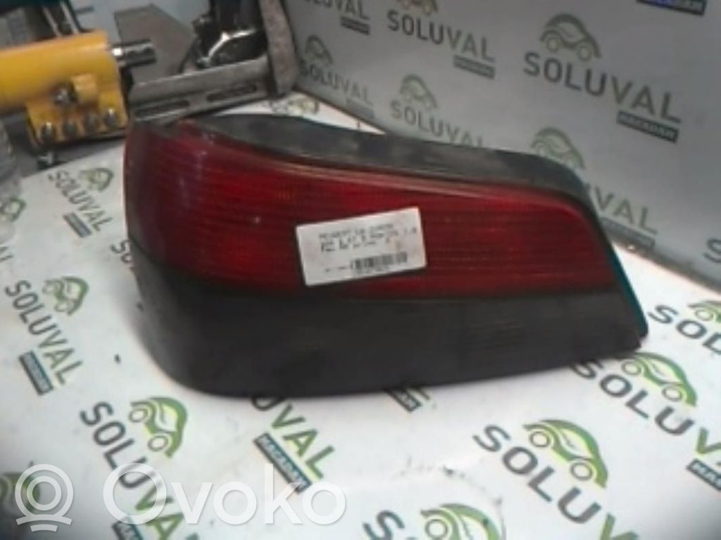 Peugeot 306 Lampă spate în caroserie 