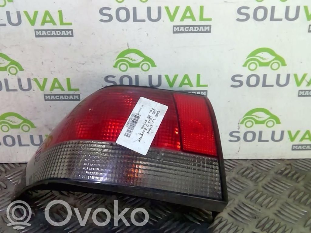 Saab 900 Takavalot 