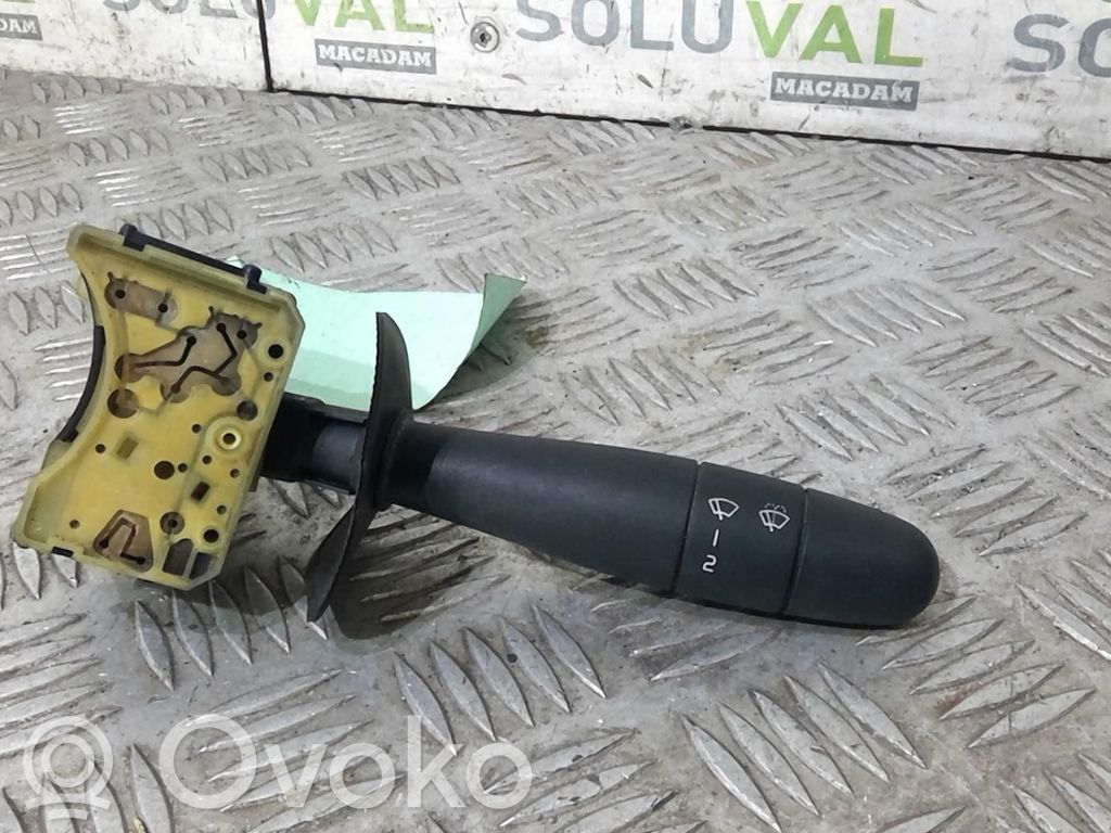 Renault Kangoo I Wiper control stalk 