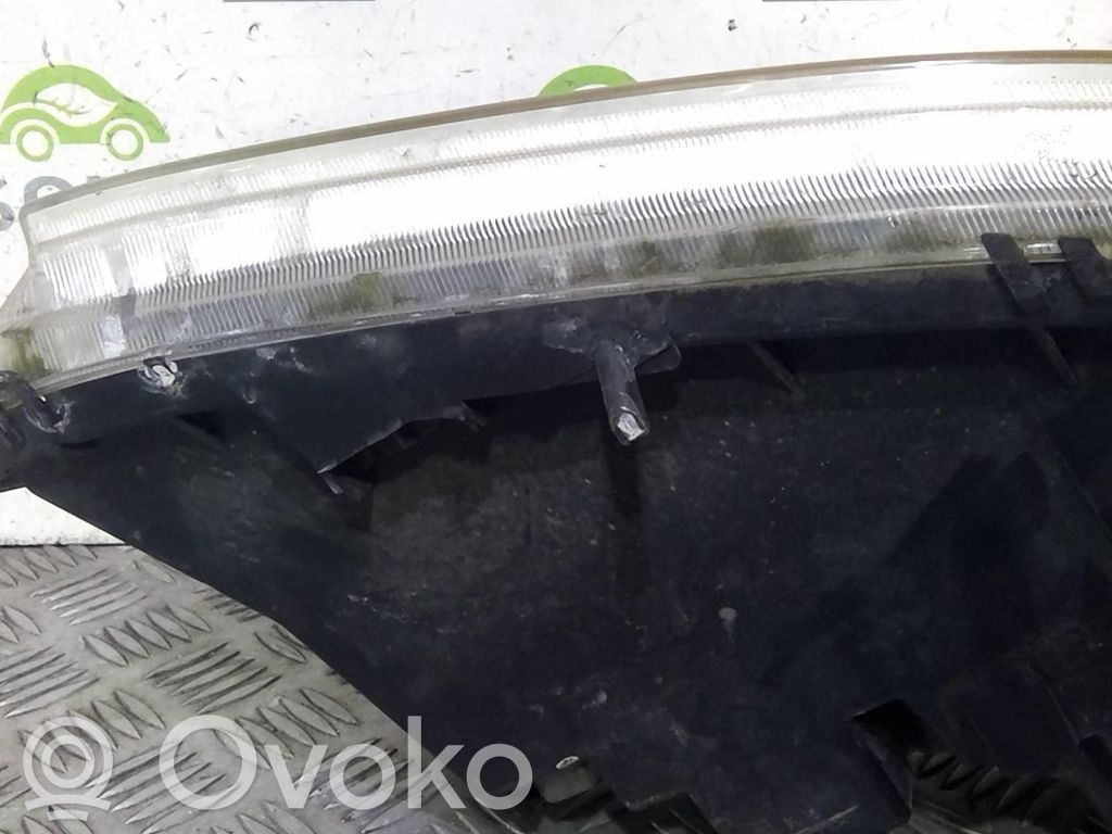 Toyota Corolla E100 Lampa przednia 