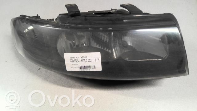 Seat Toledo II (1M) Far 