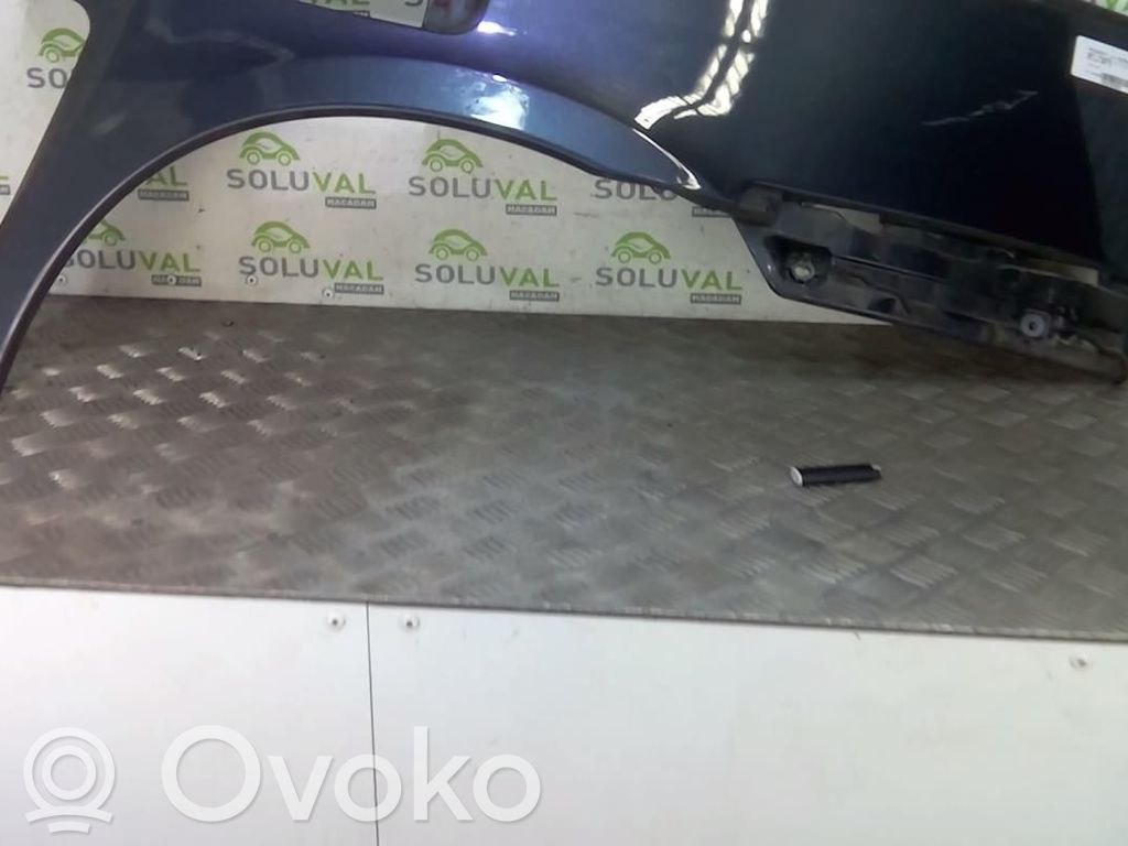Peugeot 807 Panel lateral trasero 