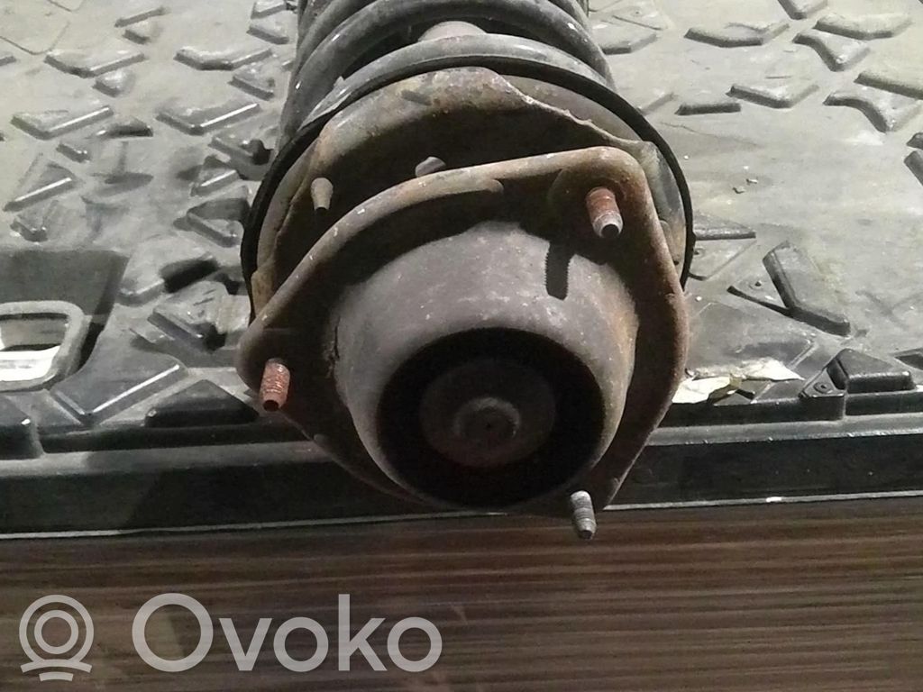 Hyundai Getz Amortyzator osi przedniej ze sprężyną 