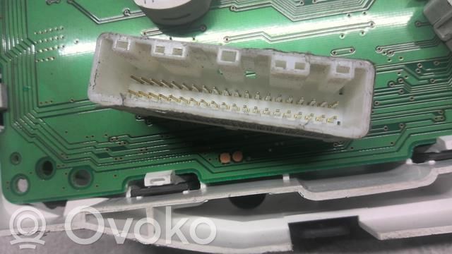 Nissan Note (E11) Speedometer (instrument cluster) 