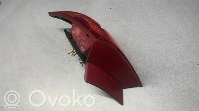 Mazda 3 I Luz trasera/de freno 
