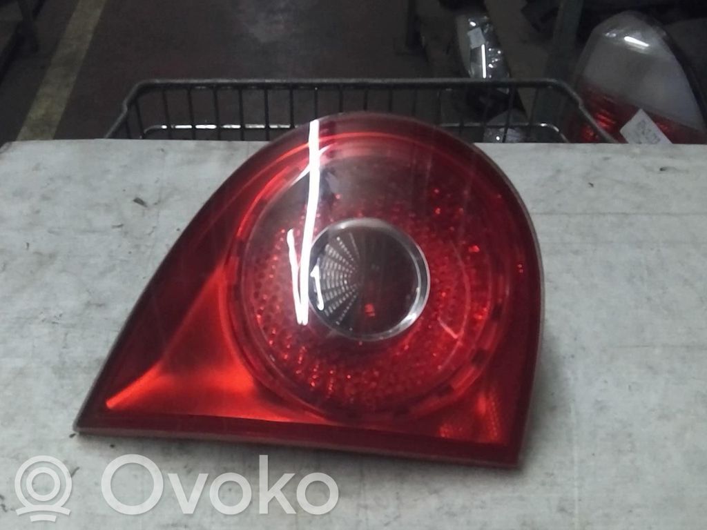 Volkswagen Golf V Luci posteriori del portellone del bagagliaio
