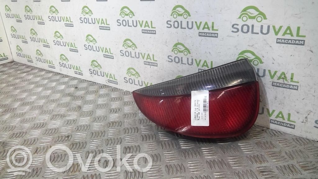 Lancia Lybra Lampă spate în caroserie 