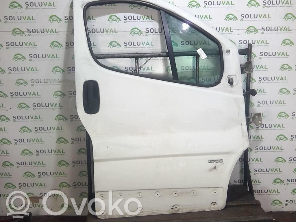 Opel Vivaro Priekinės durys 