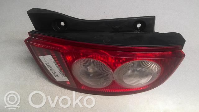 Nissan Micra Lampă spate în caroserie 
