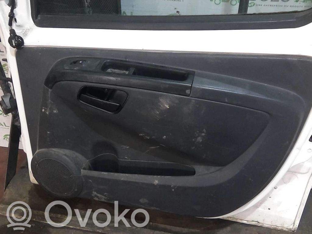 Fiat Fiorino Puerta delantera 