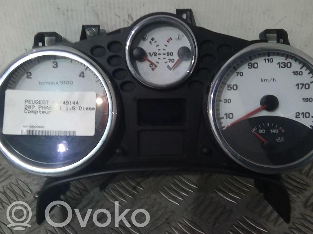 Peugeot 207 Vitezometru (grup de instrumente)