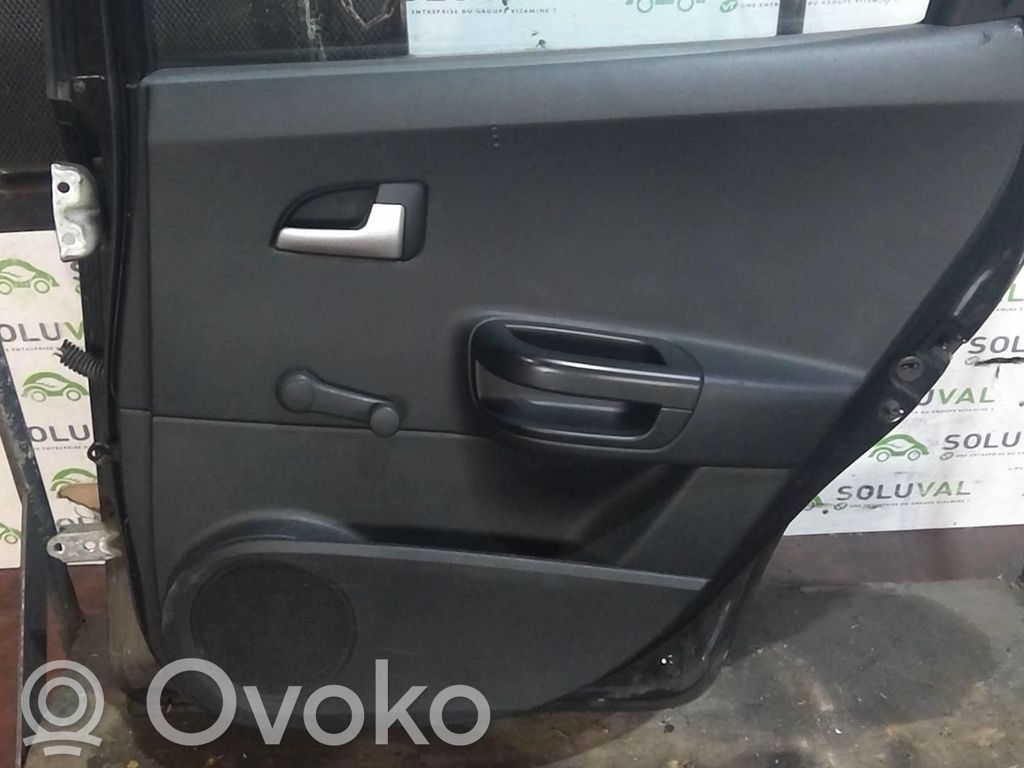 KIA Ceed Galinės durys 