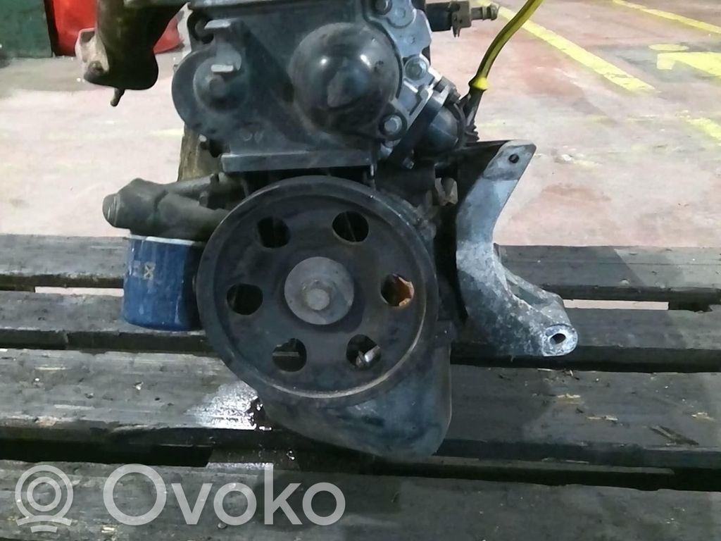 Motor   7701477952