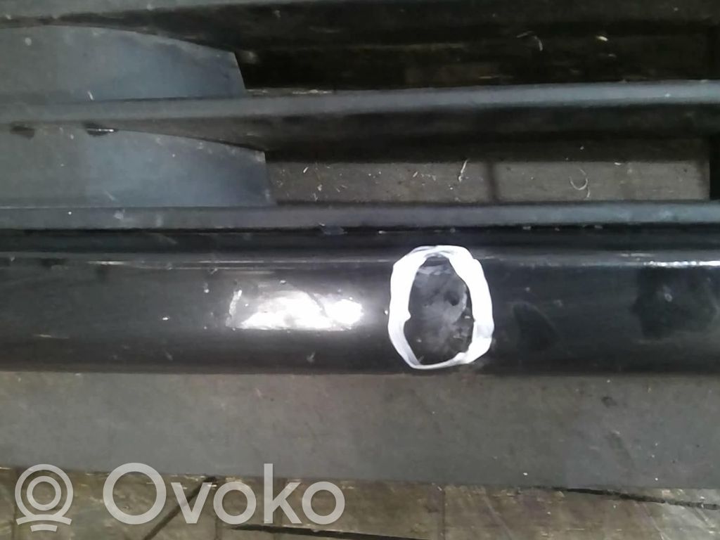 KIA Rio Parachoques delantero 
