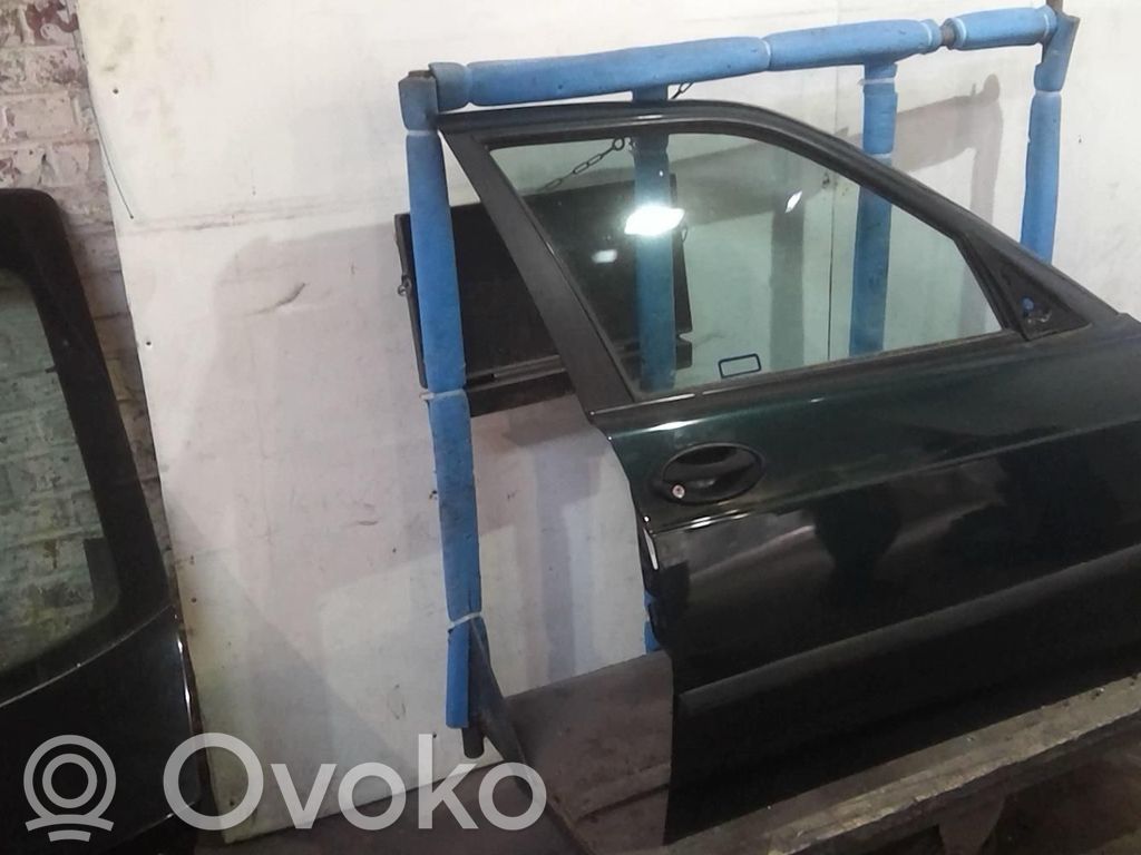 Saab 900 Дверь 