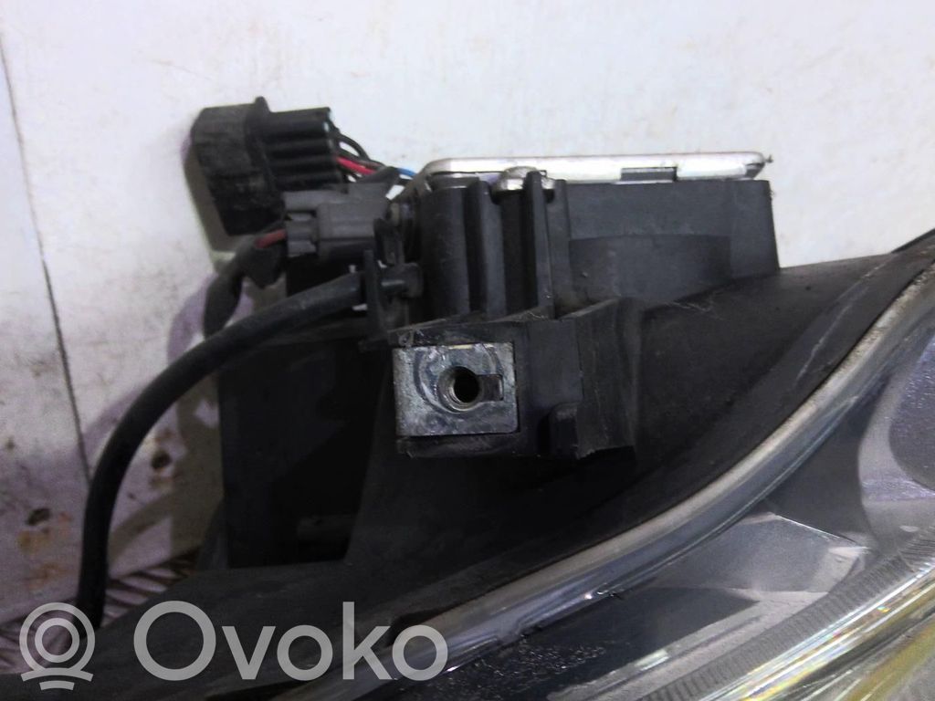 Scheinwerfer   8301A159