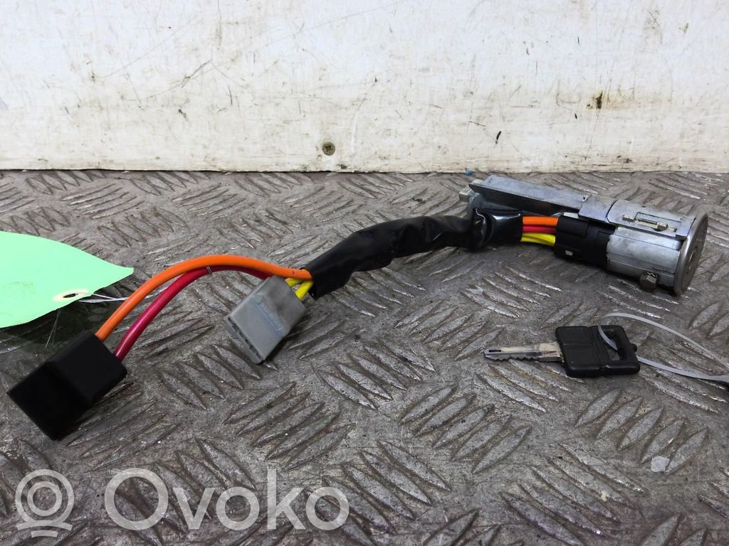 Peugeot 405 Virtalukko 