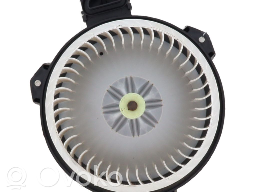 Toyota Yaris Ventola riscaldamento/ventilatore abitacolo 