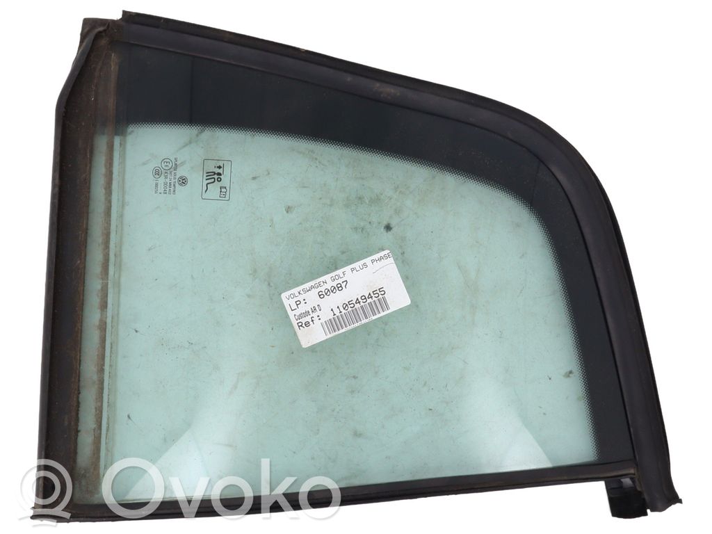 Ventanilla de ventilación de la puerta trasera   5M0845216