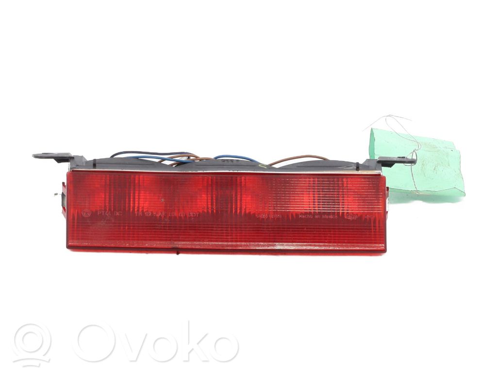 Chrysler PT Cruiser Third/center stoplight 