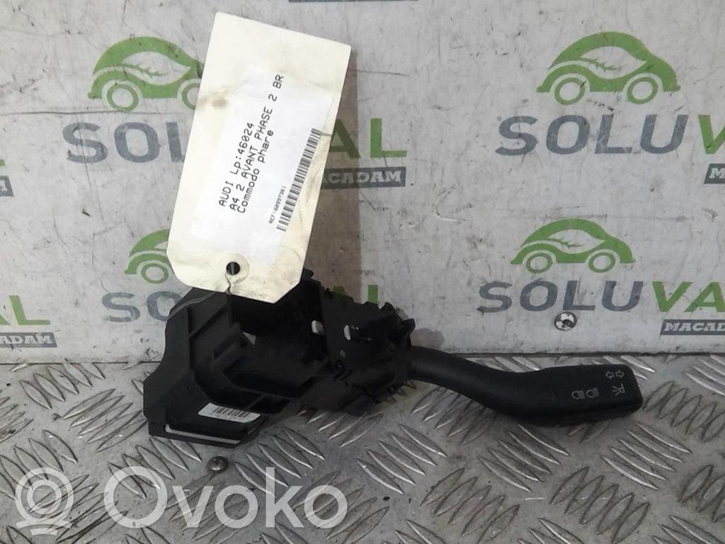 Audi A4 S4 B7 8E 8H Leva indicatori