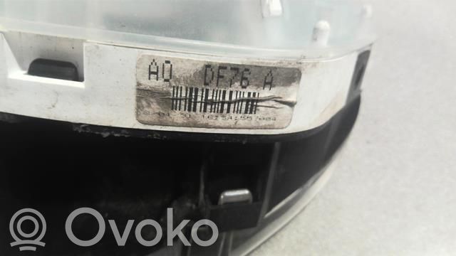 Mazda 2 Speedometer (instrument cluster) 