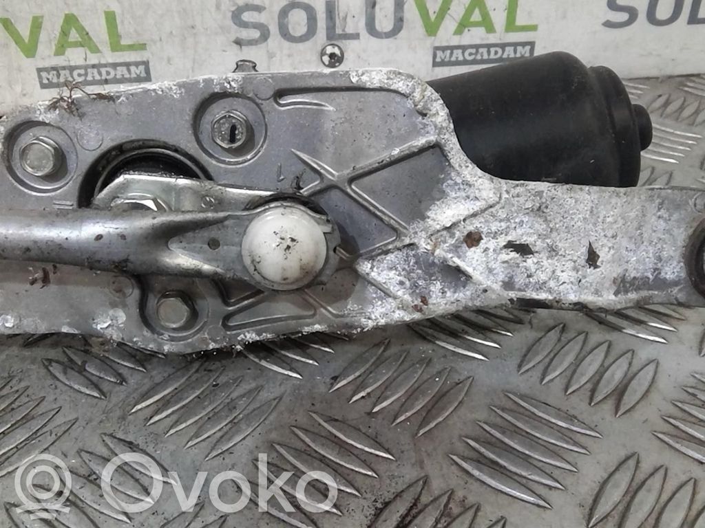 Mazda 2 Двигатель стеклоочистителей 