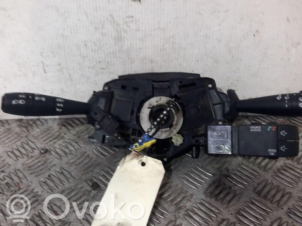 Dacia Lodgy Bloc semnalizator și ștergător parbriz 