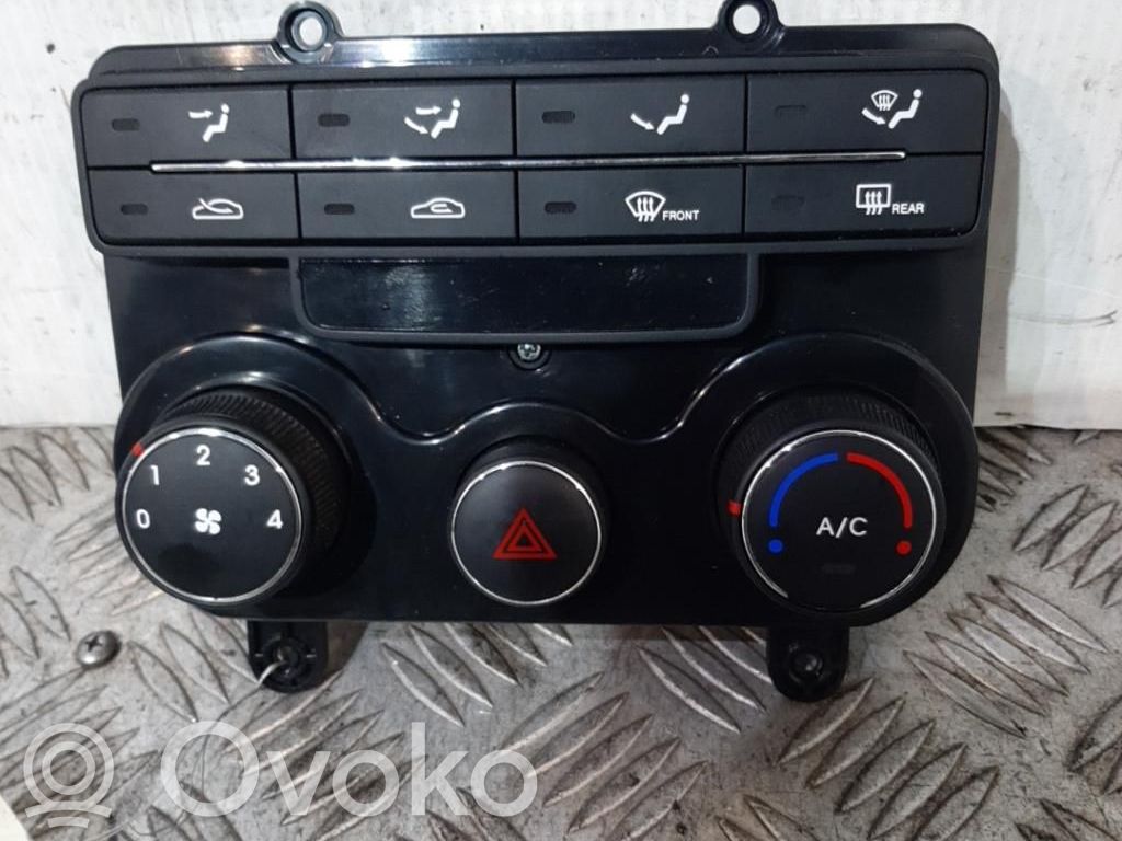 Hyundai i30 Unitate control climatizare