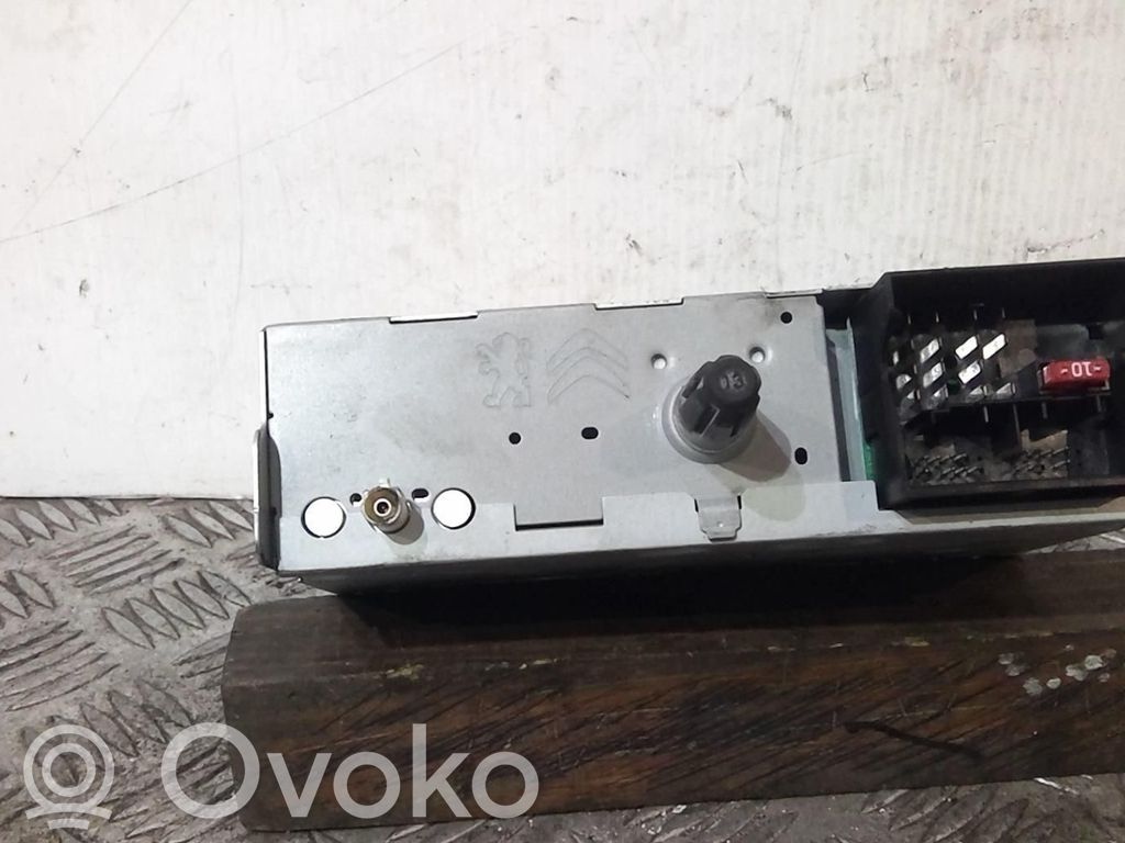 Citroen C4 II Unitate principală radio/CD/DVD/GPS 
