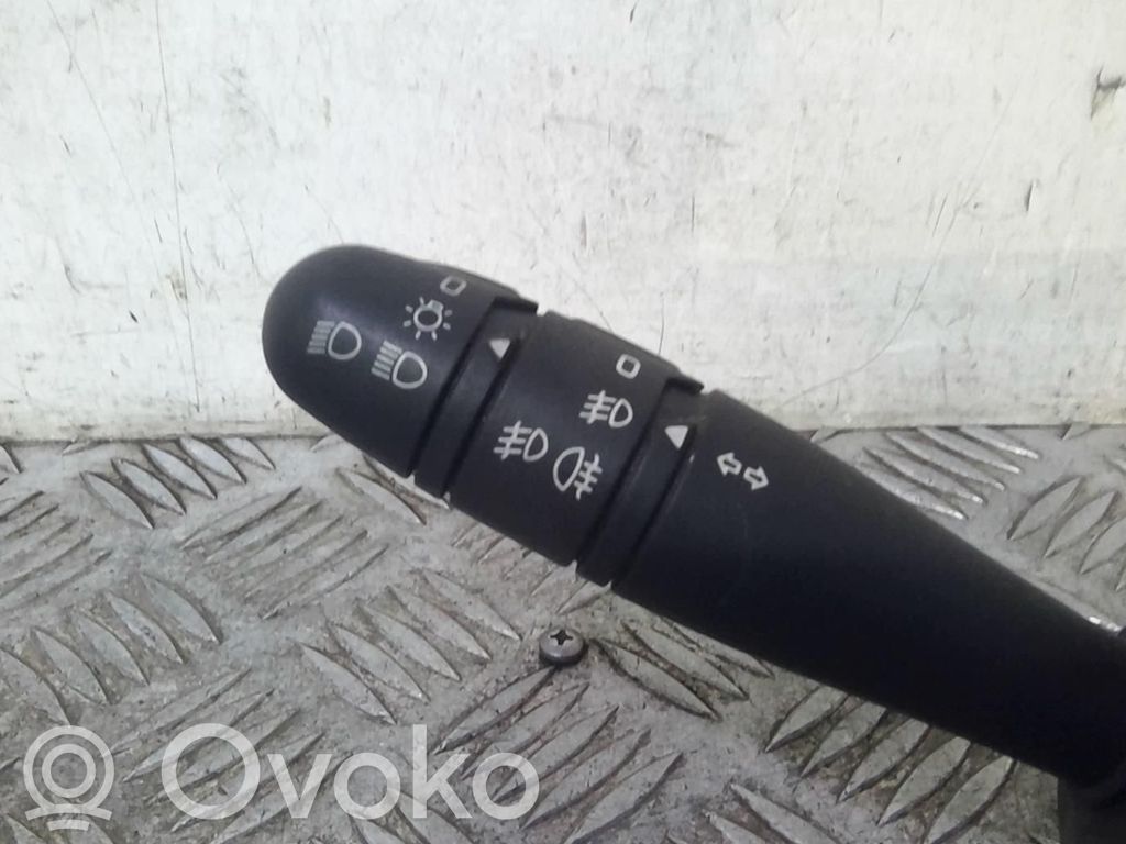 Commodo de clignotant   7701066570