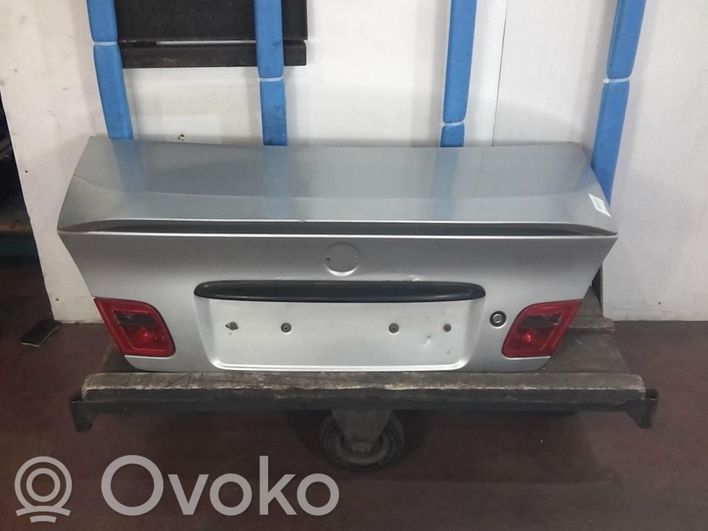 BMW 3 E36 Puerta del maletero/compartimento de carga 