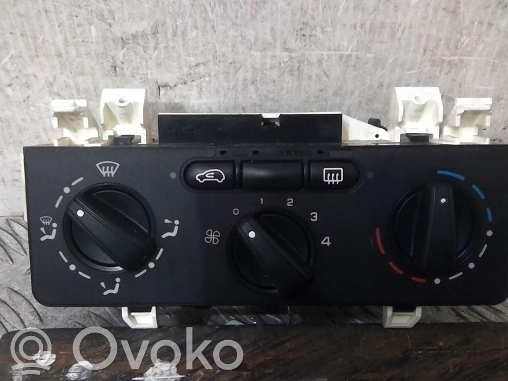 Climate control unit   00006451KQ