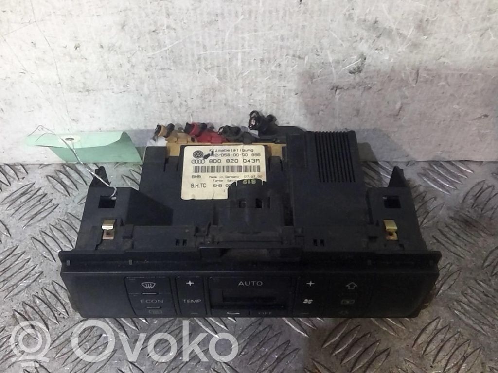 Audi A4 S4 B5 8D Panel klimatyzacji 