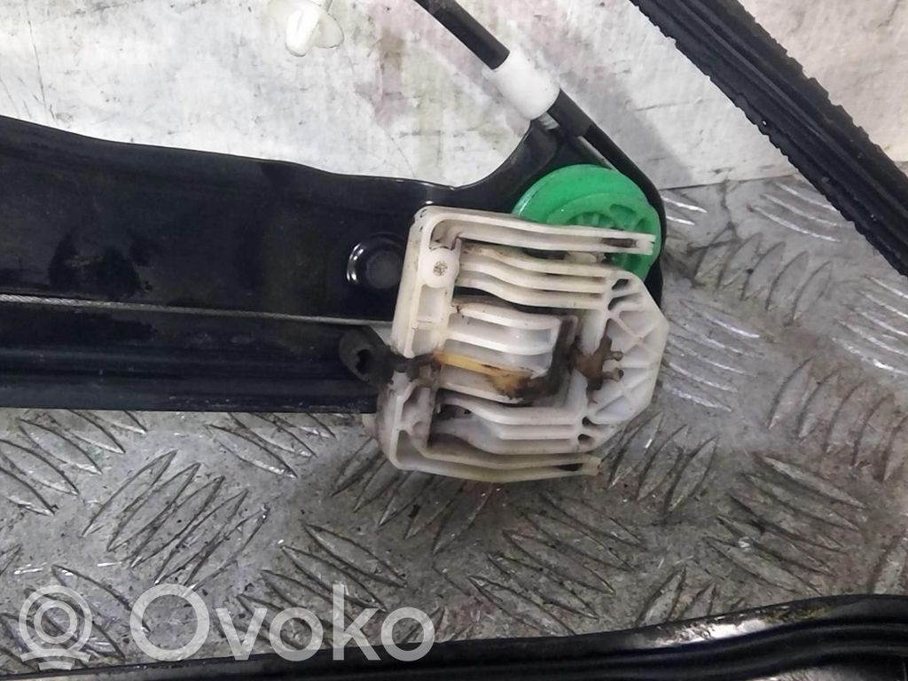 Mécanisme de lève-vitre avec moteur   51337140588