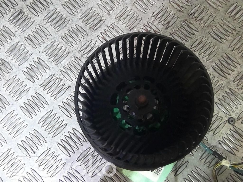Peugeot 107 Ventola riscaldamento/ventilatore abitacolo 